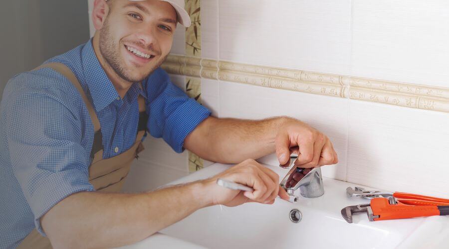 Handle or spout repair in Callaway, NE